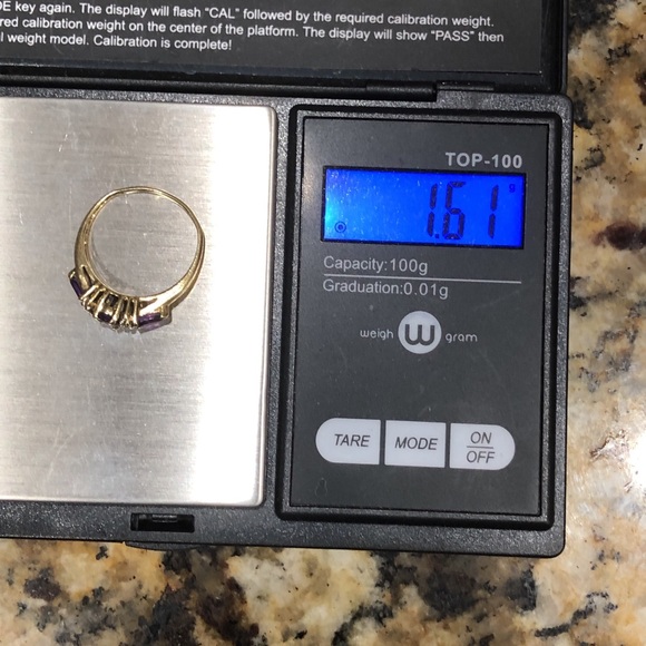 10k gold amethyst/diamonds ring - Picture 9 of 11